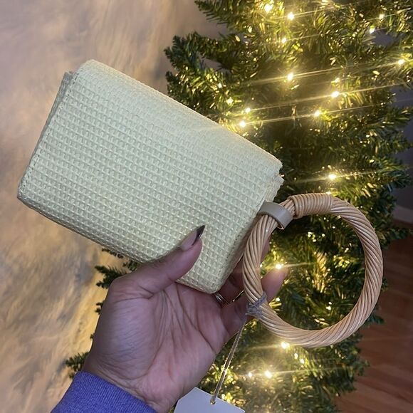 A New Day Women’s Yellow Straw Boho Bracelet Clutch Pouch Mini Bag - Picture 6 of 7